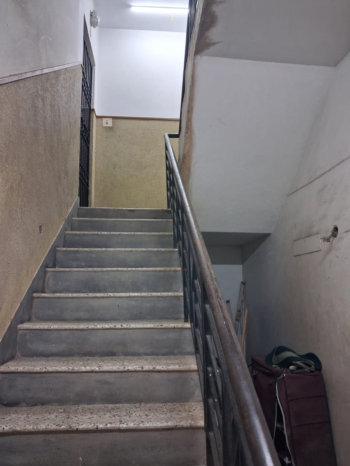Interior - Image 12